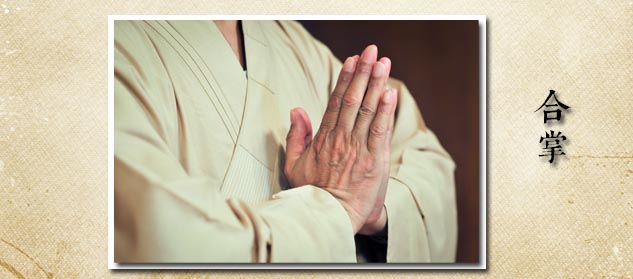 6.1.3.3合掌.jpg